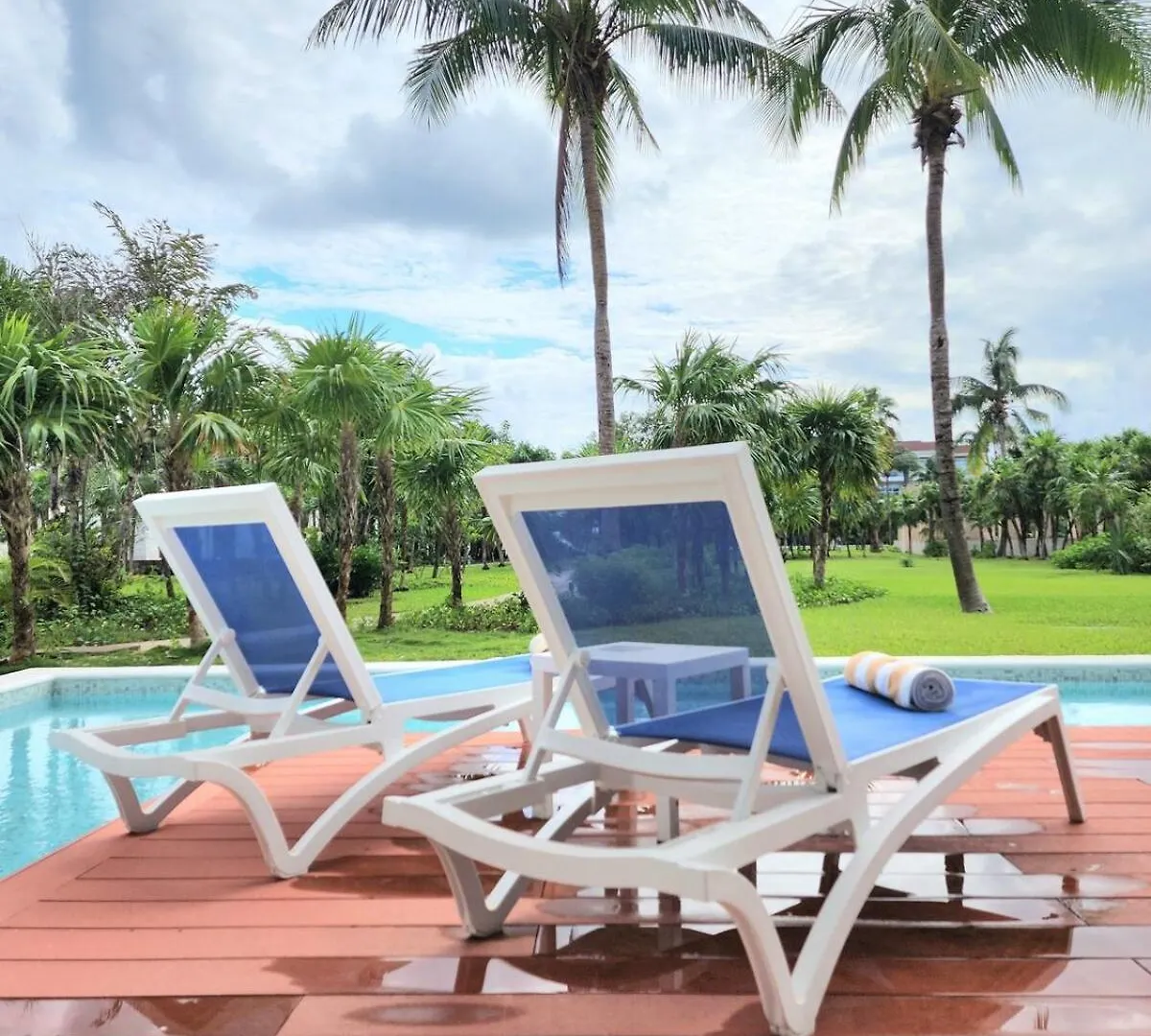 Mareazul Lovely Swim-Up Family Apartment And Beach Club Playa del Carmen