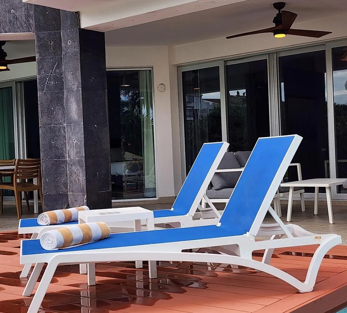 Mareazul Lovely Swim-Up Family Apartment And Beach Club Playa del Carmen Mexico